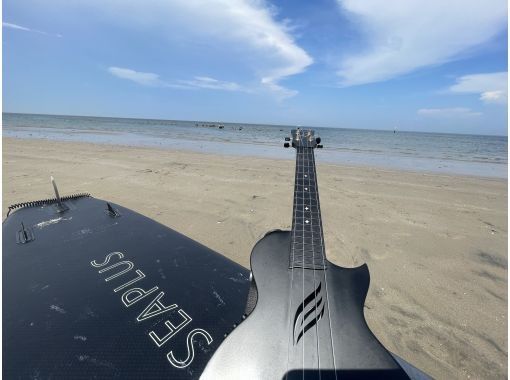Ocean-View Music Class in Beppu: Ukulele, Guitar, Handpan+Onsenの画像