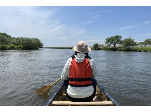 【北海道・釧路湿原】カヌーの聖地『釧路川』でゆったりとカナディアンカヌー体験・シピリカコース（細岡カヌーポート〜岩保木水門 約8km）の画像