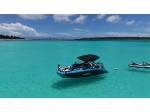 【宮古島｜完全貸切】ラグジュアリーボートチャーター 海を贅沢に遊び尽くすプライベートクルーズ