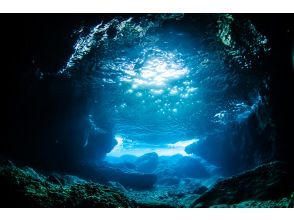 【青宇宙・恩納村】青の洞窟じゃない新しい青の世界で体験ダイビング☆