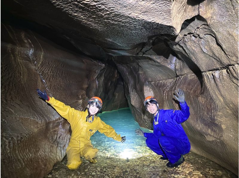 [Fukuoka/Kitakyushu] Hiraodai Cave Exploration (caving) Mysterious underground lake tourの紹介画像