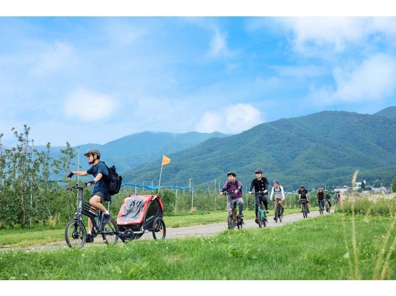 [Nagano, Ina Valley] Guided bicycle tour "Collect delicious food: Galette hunting"の紹介画像