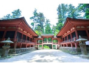 【滋賀・坂本】世界遺産「比叡山延暦寺」東塔・西塔ガイドツアー～修行の山に受け継がれる祈りの道をたどる～