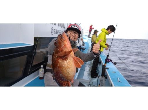 【千葉・勝浦市川津漁港】「午後便」お手軽簡単ルアーで多彩なお魚を釣り上げちゃおう！スーパーライトジギング体験　初心者、お子様、女性歓迎の画像