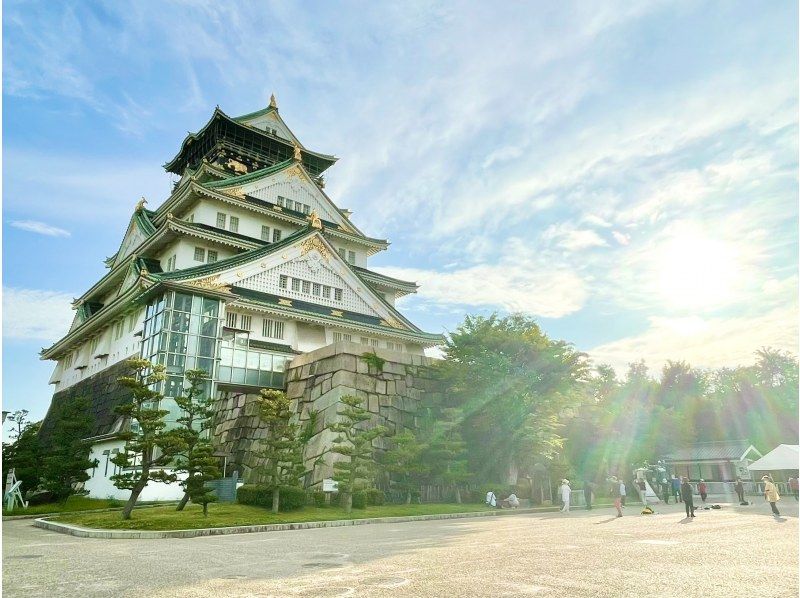 【大阪城/新世界】完全私人化的观光行程！还包含空堀长屋陶艺体验！（6小时行程）の紹介画像