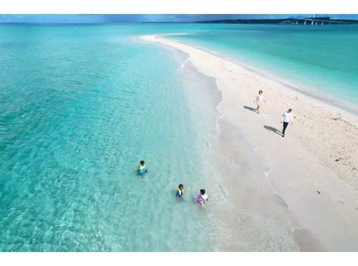 【沖縄・宮古島】《 1組貸切プラン 》宮古島・「幻の島へ冒険の旅」♪♪一眼レフ高画質写真データー&ドローン撮影付き!貸切なので初心者やお子様の画像