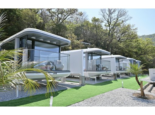 【香川・小豆島】クルーザーで巡る瀬戸内の島々と、宇宙船ホテルで味わう星空バーベキューステイの画像