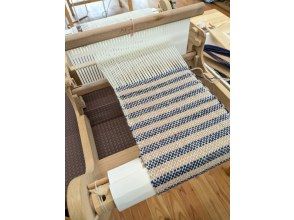 手紡ぎ手織りの学校Looms