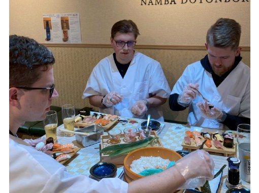 Nigiri-Sushi Making Experience in Namba, the popular place of Osakaの画像