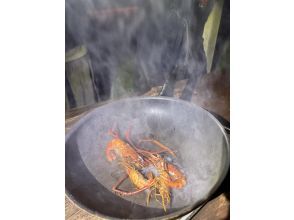 【이시가키 섬 · 밤의 강】 수장 새우 사냥 & 생명에 감사하는 밤하늘 저녁 체험