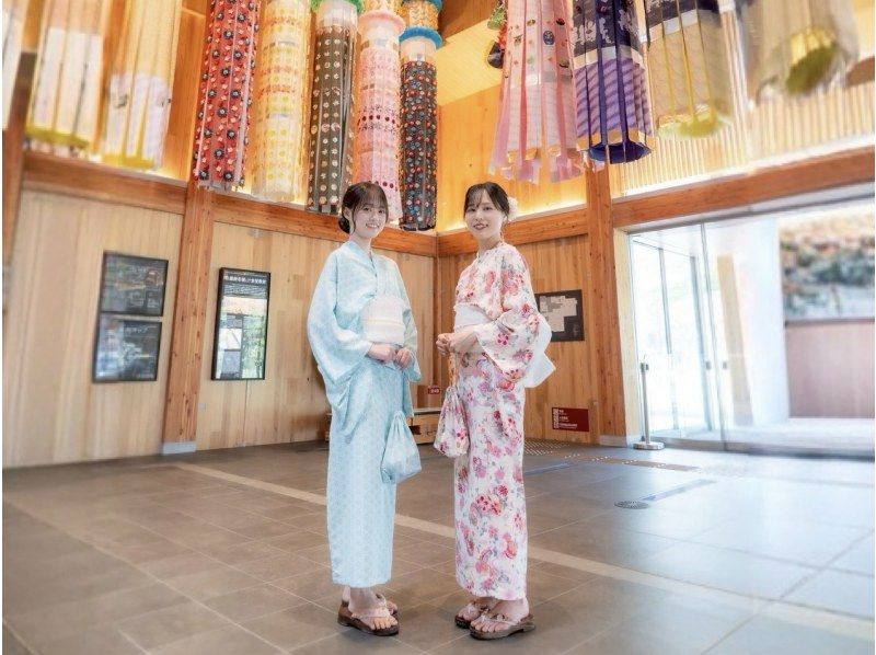 【8月5日花火大会限定】選べる2つの街歩き浴衣レンタルプラン！【アクセス良好！】100種類以上から選べる＆ドレスデザイナーが作った特別な浴衣の紹介画像