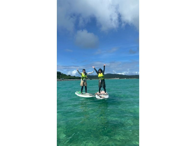 [沖繩，久米島]歡迎初學者！在久米島清澈的海水中體驗SUP！の紹介画像