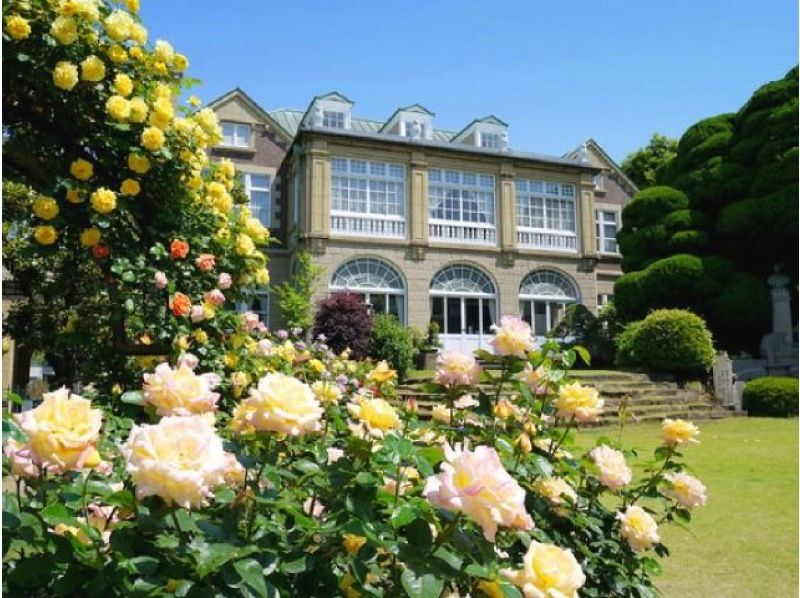秋バラ咲く2つの洋館♪ステンドグラスが美しい「鳩山会館」＆ルネサンス風「旧古河庭園」・迎賓館赤坂離宮本館見学【029029-1396】の紹介画像