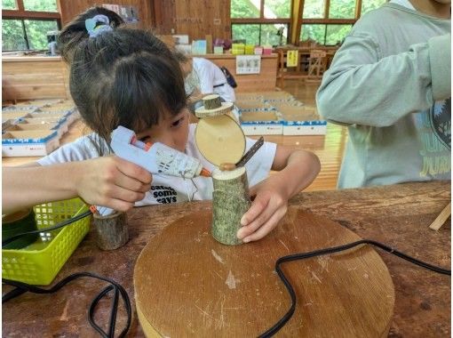 [Gunma, Mount Akagi] Nature crafts made with glue guns and natural materials! Parents and children, beginners welcome! Come empty-handed!の画像