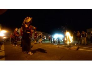 [AKITA-UGO] 17 Aug. Akita: seat & guide of Nishimonai Bon Odori Dance