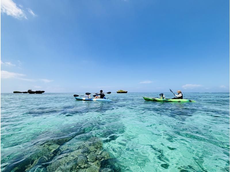 [Okinawa, Ishigaki Island] Let's take a kayak to Kabira Tabaga, a secret spot in Kabira Bay, a paradise of coral reefs and tropical fish!の紹介画像