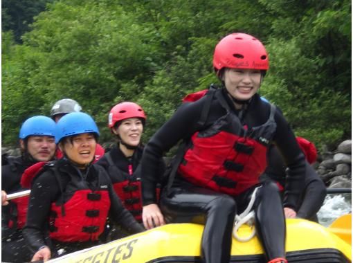 [Gunma Minakami] Autumn is a great time to try the combo! Rafting & Canyoning in one day! Lunch and photos includedの画像