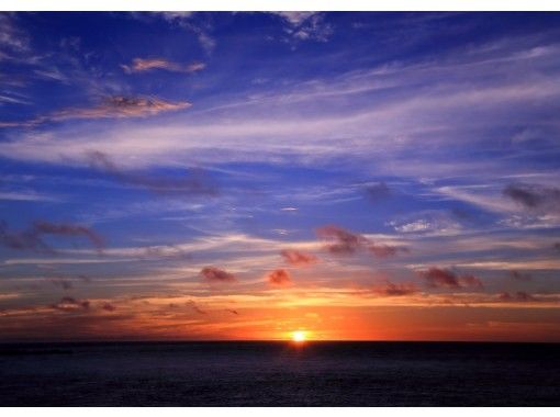 [Okinawa, Miyakojima] Sunrise only from 6:00 AM to 8:30 AM! Special trike rental (2 hours 30 minutes) plan! Can be driven with a regular driver's license, no helmet required, and two-seater allowed!の画像
