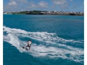 [Okinawa. Miyakojima] Exhilarating wakeboarding experience in the blue ocean of Miyako!