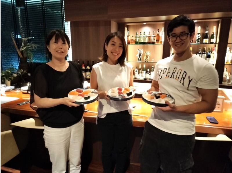 [Fukuoka, Fukuoka City] "Nigirizushi Experience" Try your hand at being a craftsman! Make nigiri sushi, laugh, eat, and enjoy Japanese cultureの紹介画像