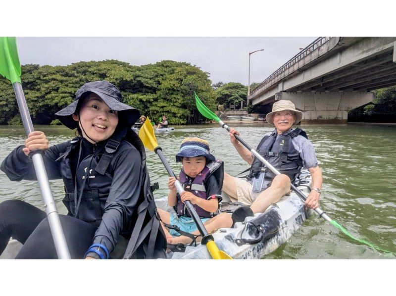 【石垣島/宮良川】遊びに迷ったらコレ♪宮良川マングローブで感動の大冒険★背もたれイス付きカヤックツアー！自然も腰も安心サポートの紹介画像
