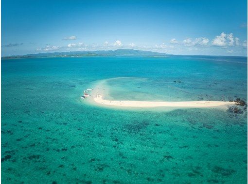 Same-day reservations accepted ★ Ages 0-85 [100% success rate of encountering sea turtles since opening] Snorkel tour to the mysterious island with a high chance of encountering sea turtles (photos and transportation included)の画像