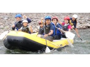 [Hokkaido Akan River] Enjoy down the river of strengthening of the flow in the rafting boat [Long Course]の画像