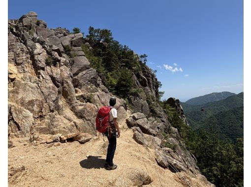 【三重県】鈴鹿セブンマウンテン御在所岳登山ツアー「驚きと奇岩と360°の大パノラマ御在所岳でアドベンチャー登山 【三重県】鈴鹿セブンマウンテン御在所岳登山ツアー「驚きと奇岩と360°の大パノラマ御在所岳でアドベンチャー登山