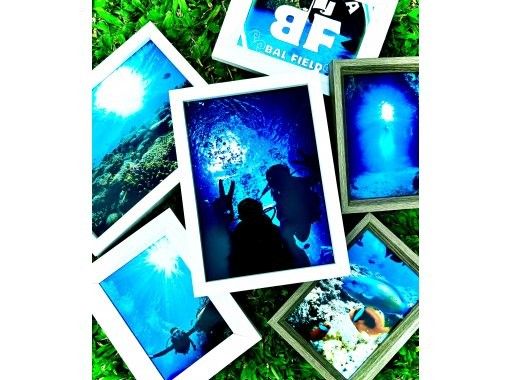 Enjoy Okinawa to the fullest! ⭐️ Beginners, same-day reservations, and more are welcome! ‼️ Private [Blue Cave Diving] Towels, sandals, feeding, free high-quality GoPro photos and videos! ⭐ Data is immediately transferred to your smartphone! ❤️の画像