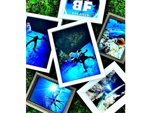 A local Okinawa guide will guide you! Private Blue Cave Snorkeling Tour with Towels, Sandals, and Food. Free GoPro Photos and Videos. ⭐️ Data will be transferred to your smartphone immediately. ❤️ Perfect for creating lasting memories.の画像