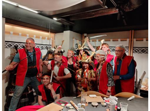 Experience making three types of sushi with a master chef and a demonstration of making thick rolls with a Japanese sword. (Appetizers, Japanese tea and water (free)) (Dessert included) Start time: 4:30 PMの画像