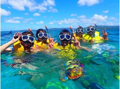 Okinawa Minna Island [Boat Snorkeling + Churaumi Aquarium Ticket + Minna Island Short Landing ◆ Winter Only] Half-Day Tour ◆ Small Groups ◆ Free Photo Downloads Includedの画像