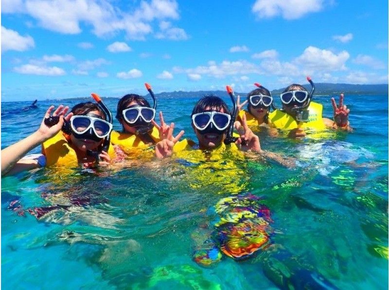 Okinawa Minna Island [Winter Only ◆ Boat Snorkeling + Churaumi Aquarium Ticket & Minna Island Short Landing] Half-Day Tour ◆ Small Group ◆ Free Photo Downloadの紹介画像