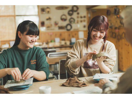 【秋田・田沢湖・角館】お気に入りのカップやお椀を作ろう♪森林工芸館 手びねり陶芸体験の画像