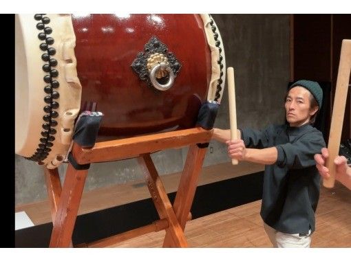 [Odawara/Hakone] Powerful Japanese drum experience - Experience Japanese culture through sound and body in the castle town "Feel the Beat of Japan"の画像