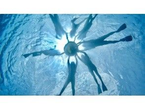 <十一月限定优惠>【冲绳北部，本部～濑底岛～民那岛，偏远岛屿浮潜】全县最清澈的海水！偏远岛屿2小时浮潜体验