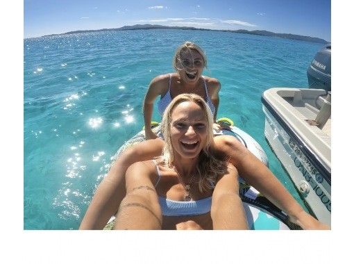 【久米岛，奥之滨】拼车！与当地海民向导一起浮潜！（免费提供脚蹼和面罩）の画像