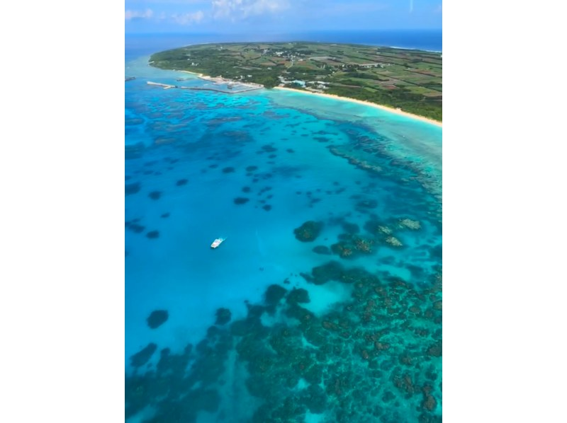 【오키나와·이시가키지마】헬리콥터 크루징 45분(하테루마지마 Hateruma)の紹介画像