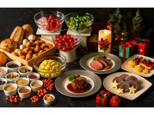 [Xmas 2025 Twilight or Night Cruise] Christmas Grill & Salad Bar ♪ Choose your main dish & free soft drinkの画像
