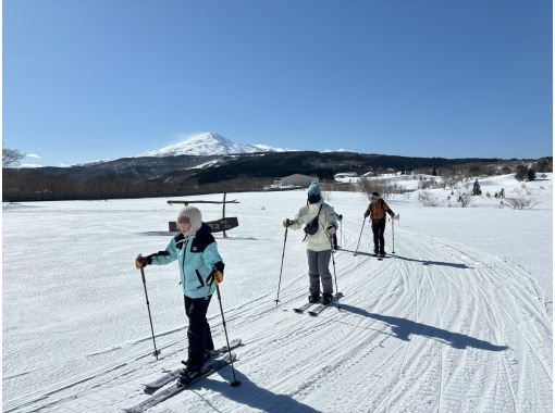 【秋田縣鳥海山山麓】來鳥海高原享受冬日樂趣吧！體驗在山腳下銀色山毛櫸林中滑雪的雪地健行之旅！の画像