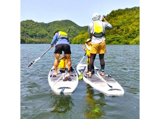 【広島・三次】自然の中で挑戦とリラックス〈湖上SUP体験／半日コース(Level1)〉お子様・未経験者OK・広島西風新都から車で1時間の画像