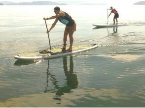 【広島・三次】湖の奥へ奥へと漕ぎ進む！静水面を気持ちよく 5～10kmの中距離クルージング〈SUPツーリング半日コース(Level2)〉