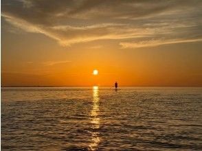 【夕日No.1】感動サンセットSUP《冬は濃いオレンジ色に染まる》