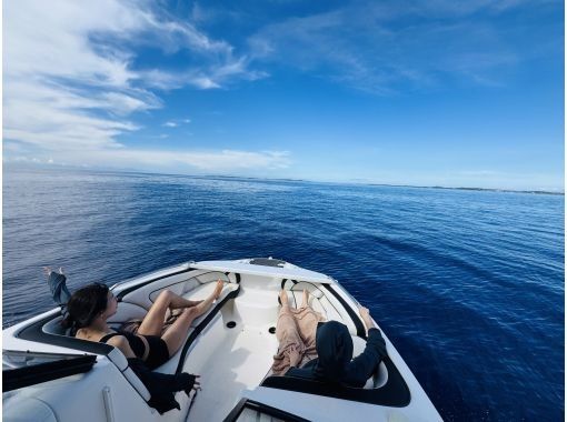 【沖縄・宮古島】　「貸し切りボートツアー」宮古ブルーを満喫！映えポイントで記念撮影！（2時間or3時間）の画像