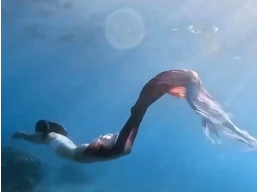 【鹿児島・奄美大島】奄美の自然に包まれながら、あなたもマーメイドに！マーメイドプチ体験の画像