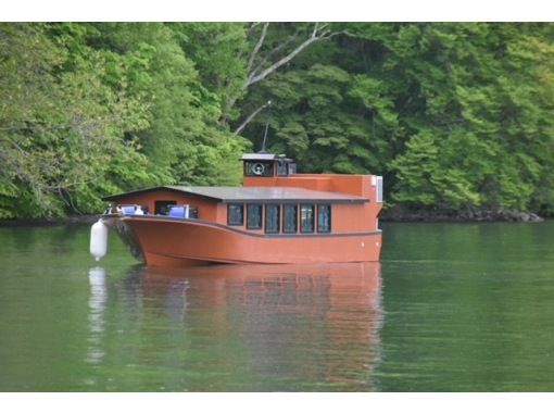 【秋田・鹿角】東北初！平日限定！冬でも快適なドーム船で1日中わかさぎ釣り体験の画像