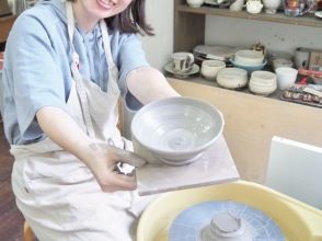 [3-minute walk from Honmachi Station on the Midosuji Subway Line in Osaka] Make your dreams come true! Experience a full-scale electric potter's wheel! Feel the texture of the clay! [Reservations from April onwards]