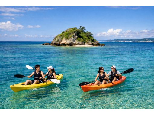 [Okinawa | Onna Village] Sea kayaking tour around a deserted island from the beach! 7 free perks includedの画像