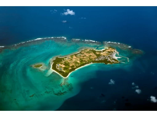 【沖縄・うるま市】津堅島ツアー＋マリンスポーツ遊び放題の画像