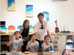 【宮古島・当日予約OK】空港5分・雨の日OK｜送料無料！『アートボードA4サイズ』レジンアート体験｜お子様も大人も夢中の波作り体験！